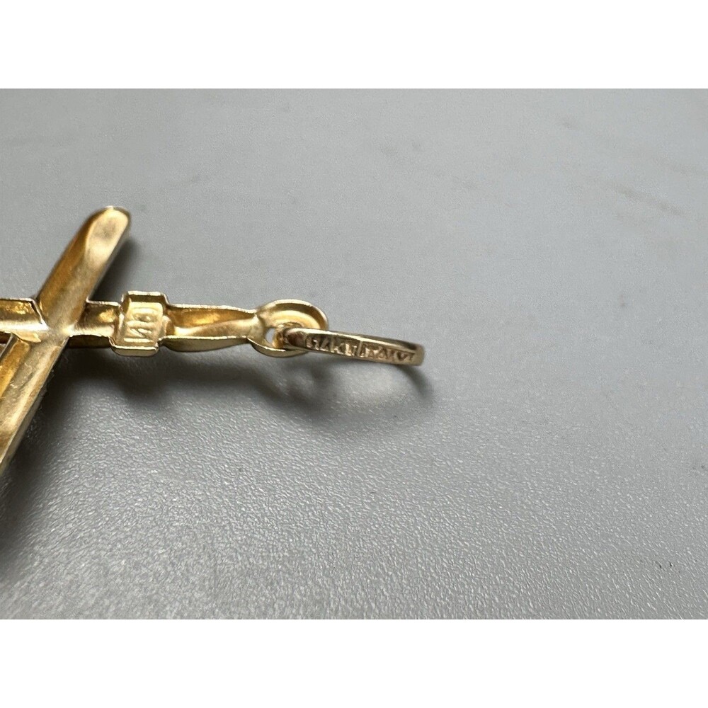 14k Italy Yellow Gold Cross INRI Pendant Jesus Faith Religious - Picture 3 of 3